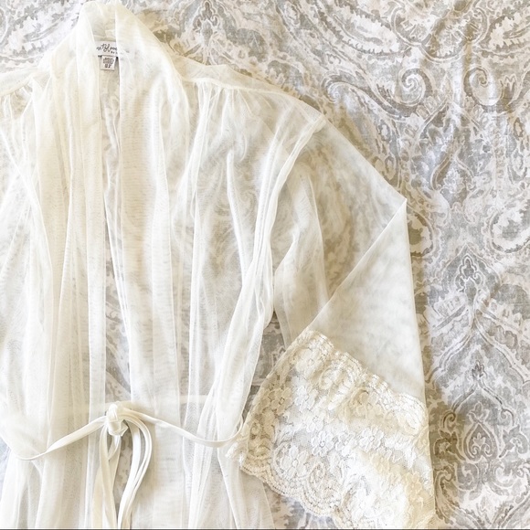 In Bloom Other - IN BLOOM by Jonquil Sheer Lace Robe White XS NWT